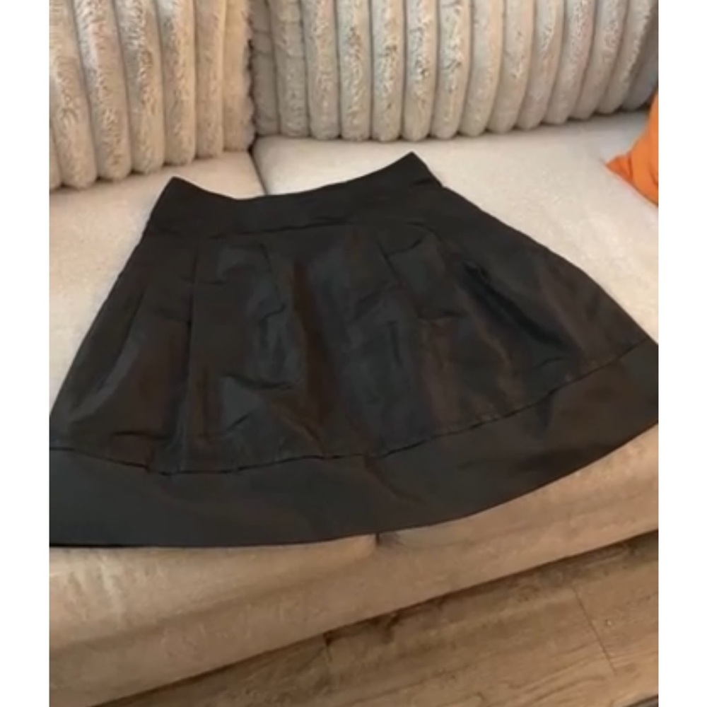 Designer tighter hem   Black  Flare  Skirt size 10..med like New
